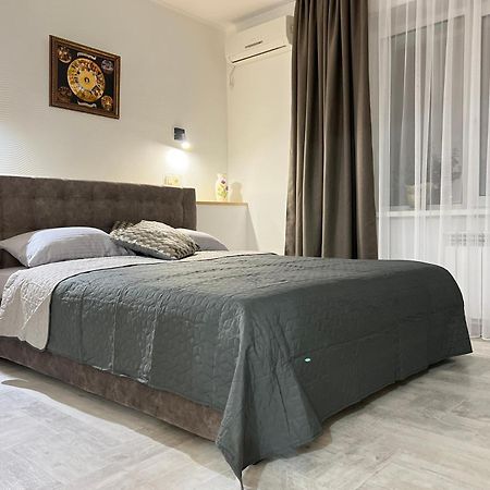 Chernigov City Apartments Na Peremohy Екстер'єр фото