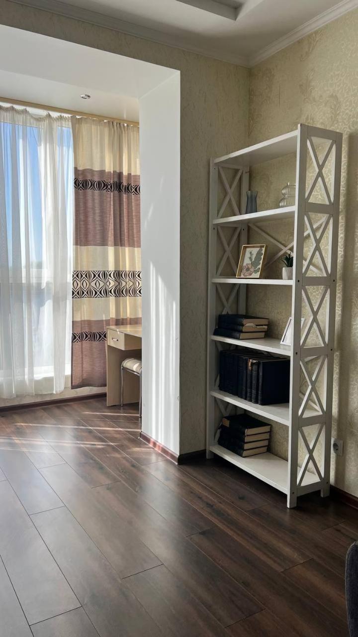 Chernigov City Apartments Na Peremohy Екстер'єр фото