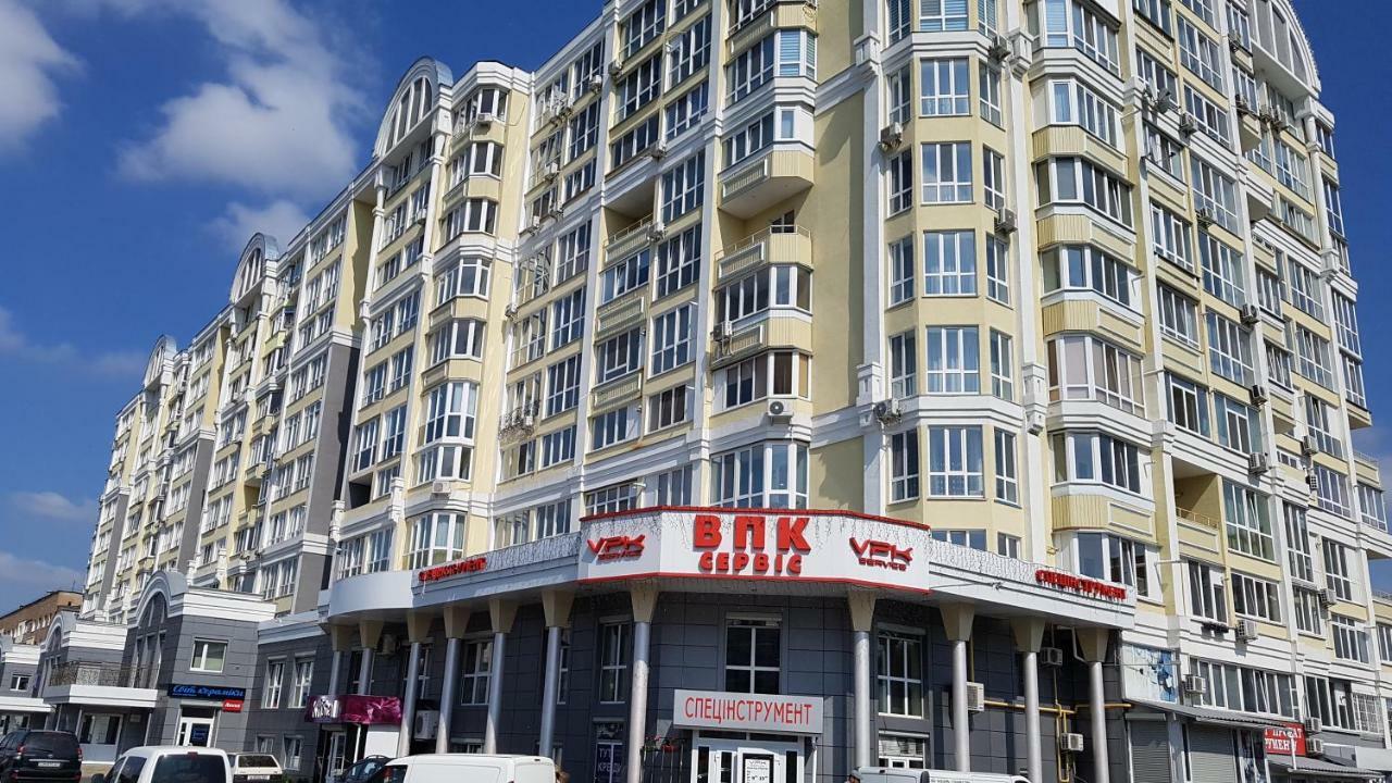 Chernigov City Apartments Na Peremohy Екстер'єр фото