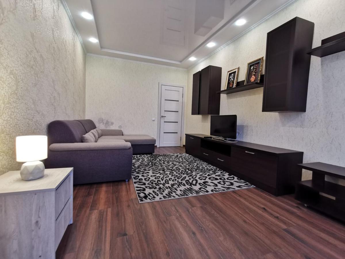 Chernigov City Apartments Na Peremohy Екстер'єр фото